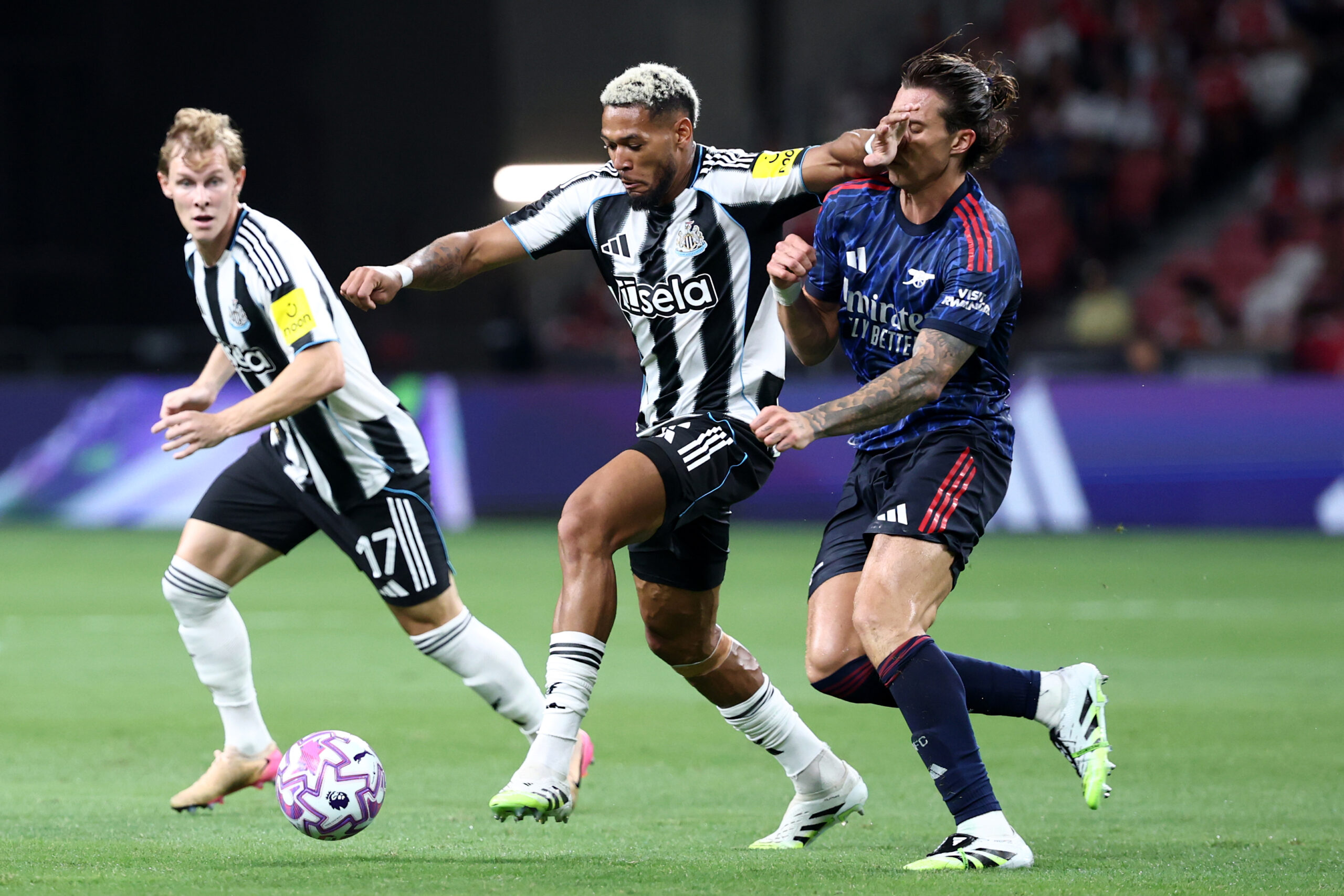 Arsenal Head North to Uncomfortable Newcastle