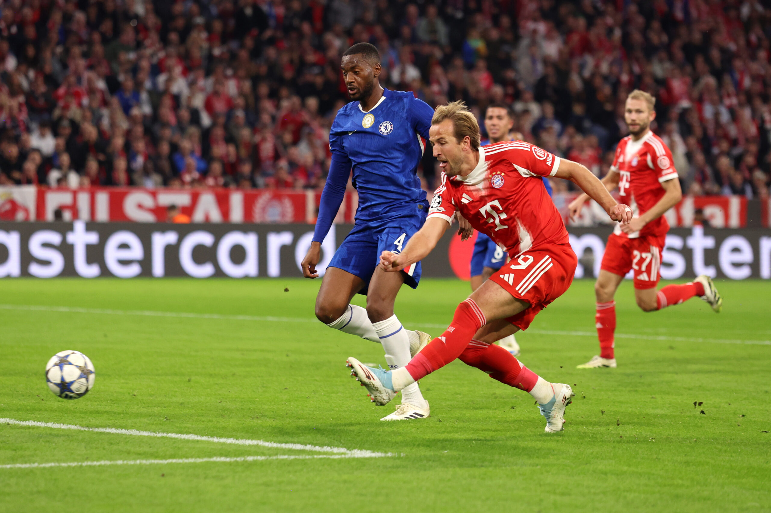 Bayern Ease Past Underwhelming Chelsea