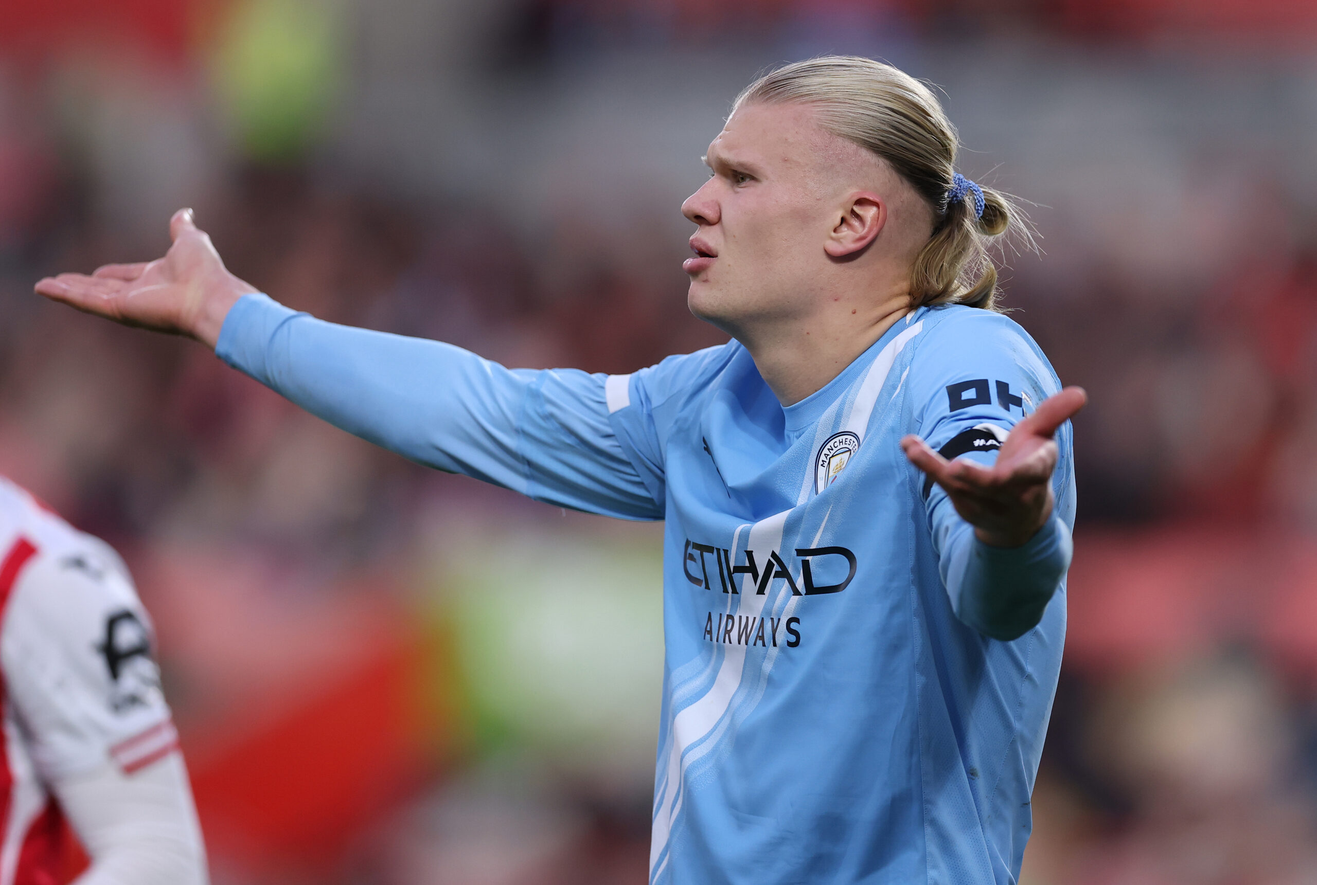 Haaland’s hot streak faces test in emboldened Everton