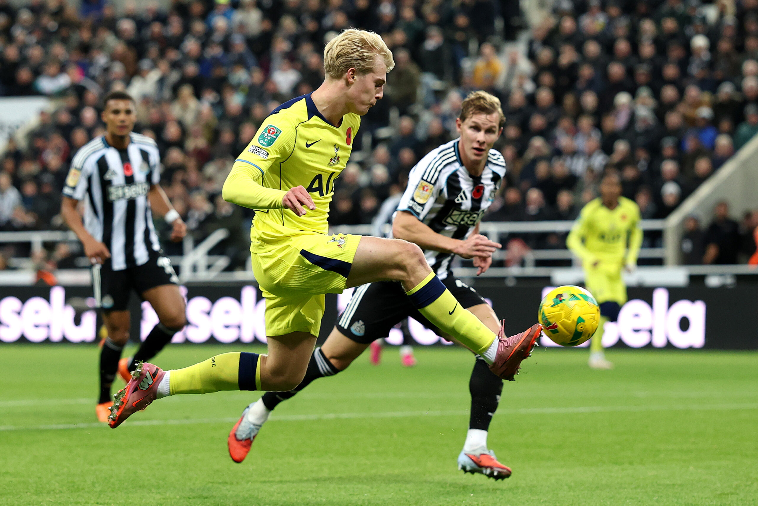 Sloppy Spurs Dumped Out the Cup