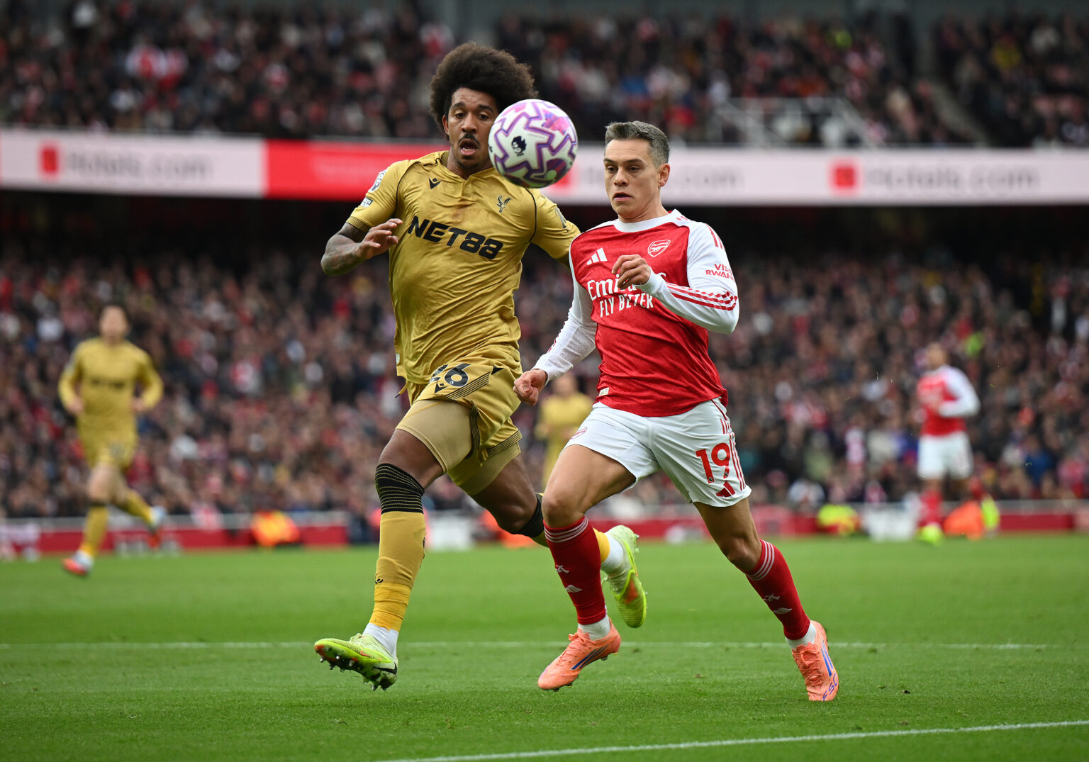 Arsenal face Crystal Palace in an EFL silverware quest - HOOLIGAN SOCCER