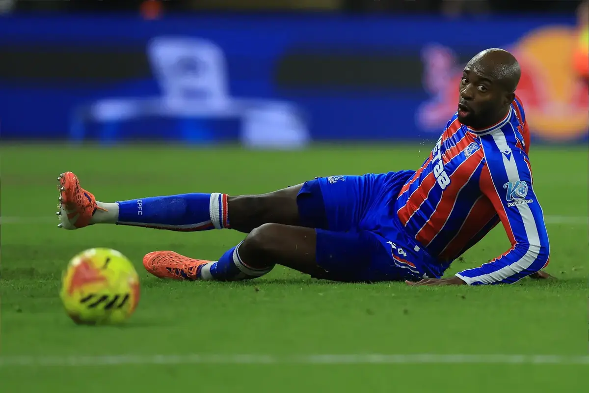 Reeling Crystal Palace Host Chelsea