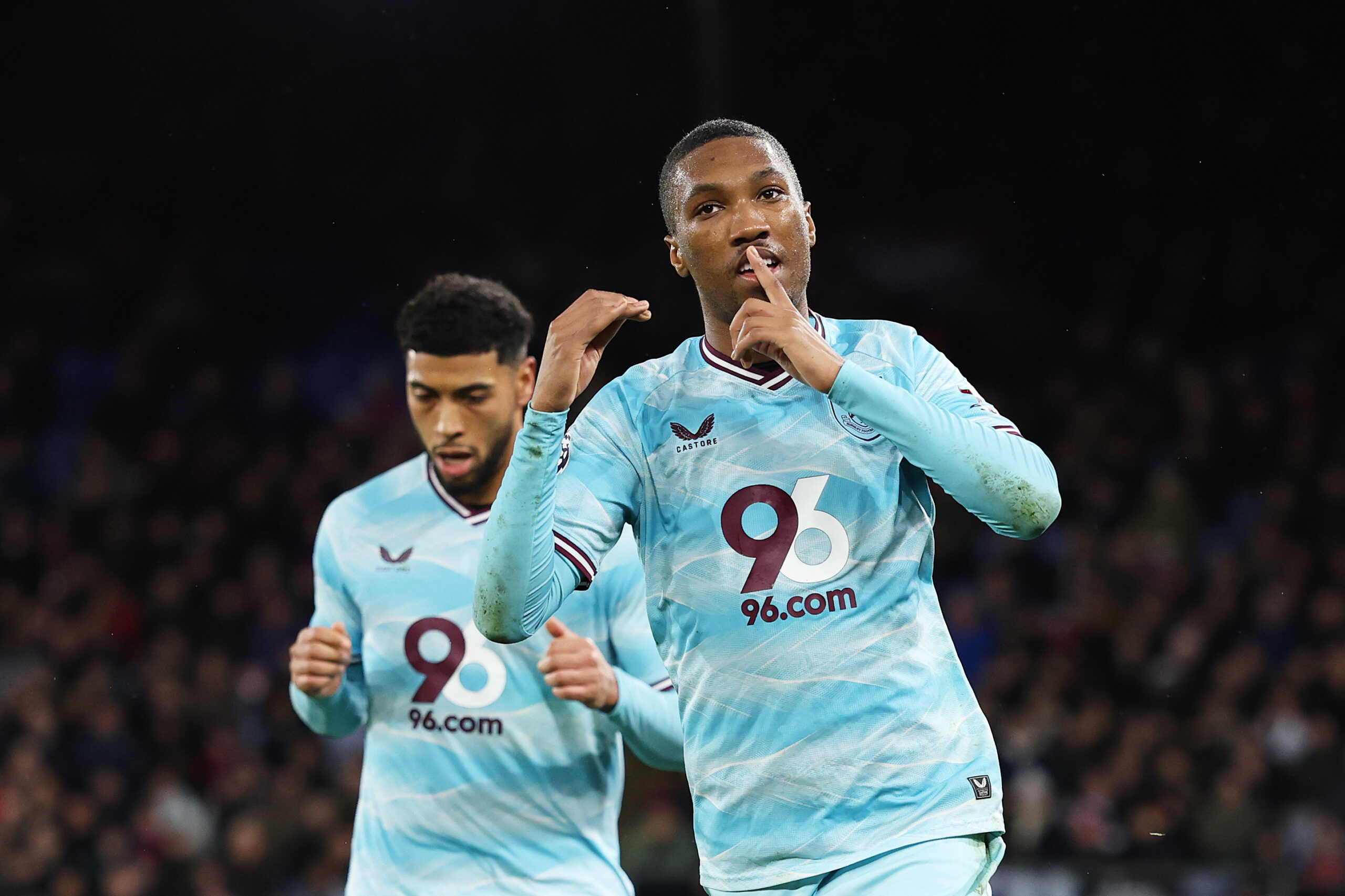 Giant Killing Alert: Burnley vs. Mansfield Town