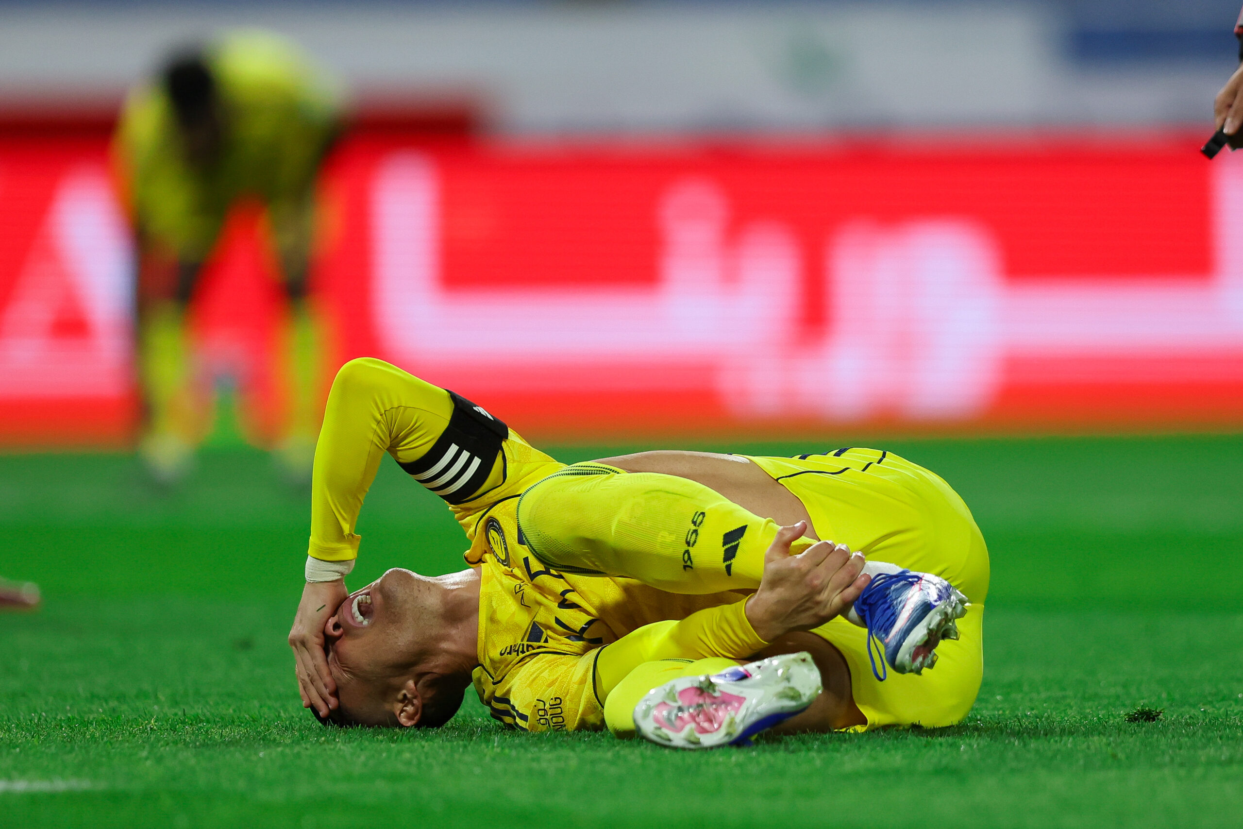 How Ronaldo's Injury Collapsed the Mexican Ticket Market