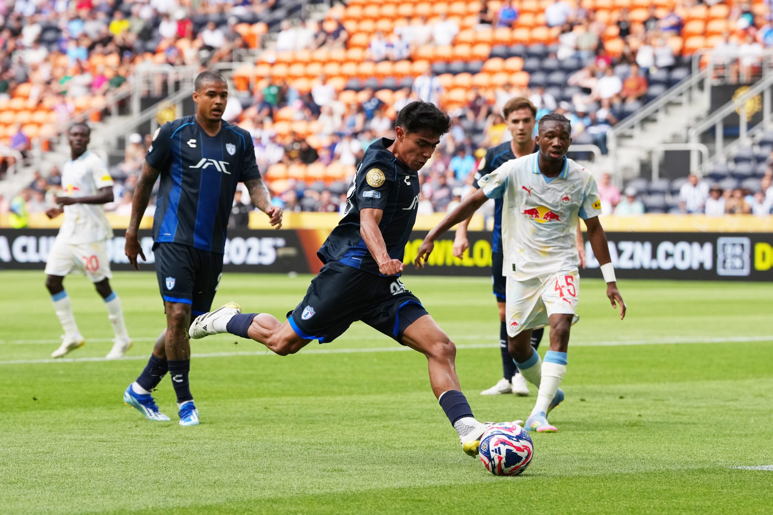 Elías Montiel Targeted by European Giants