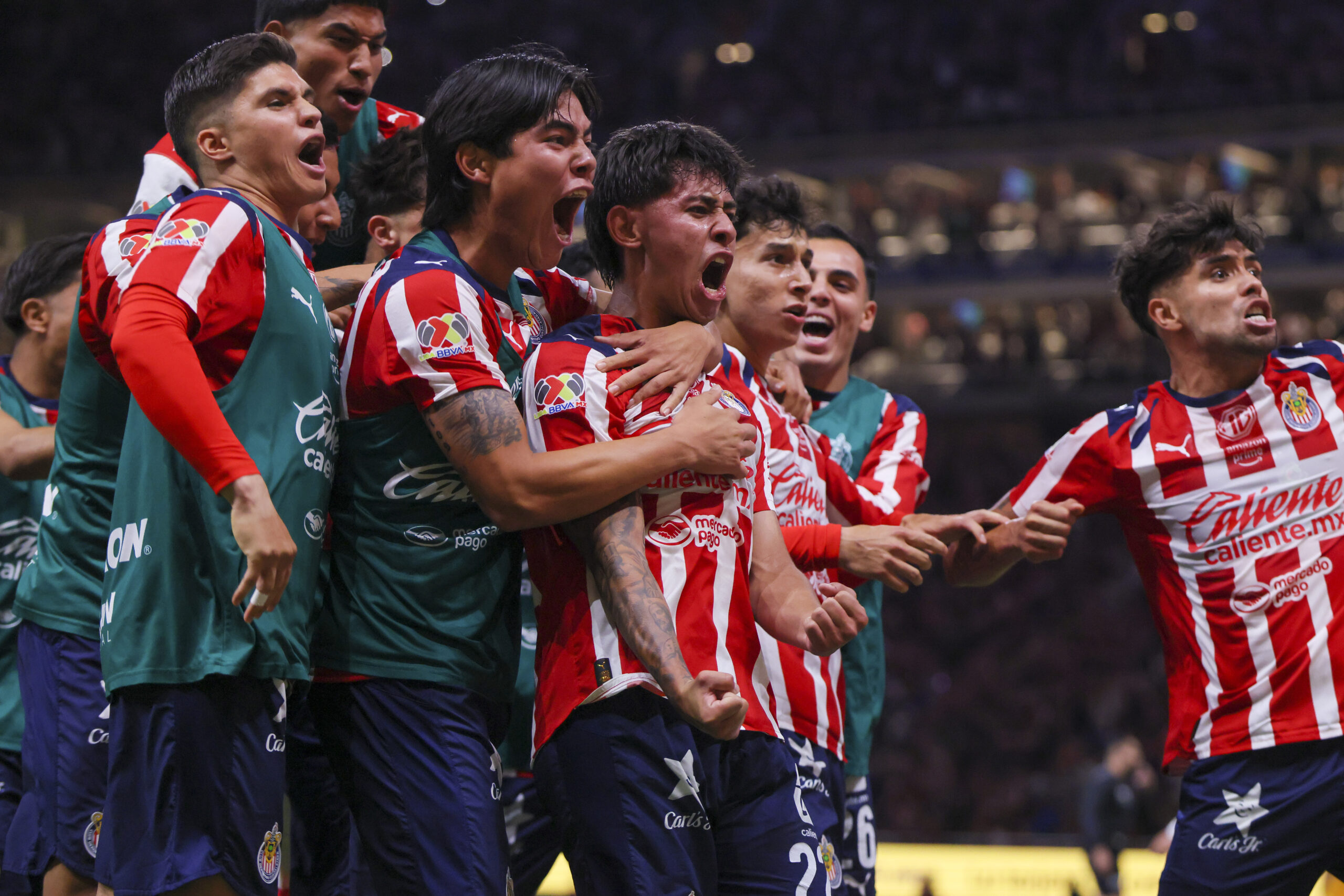 Liga MX Semi-Final: Cruz Azul & Chivas