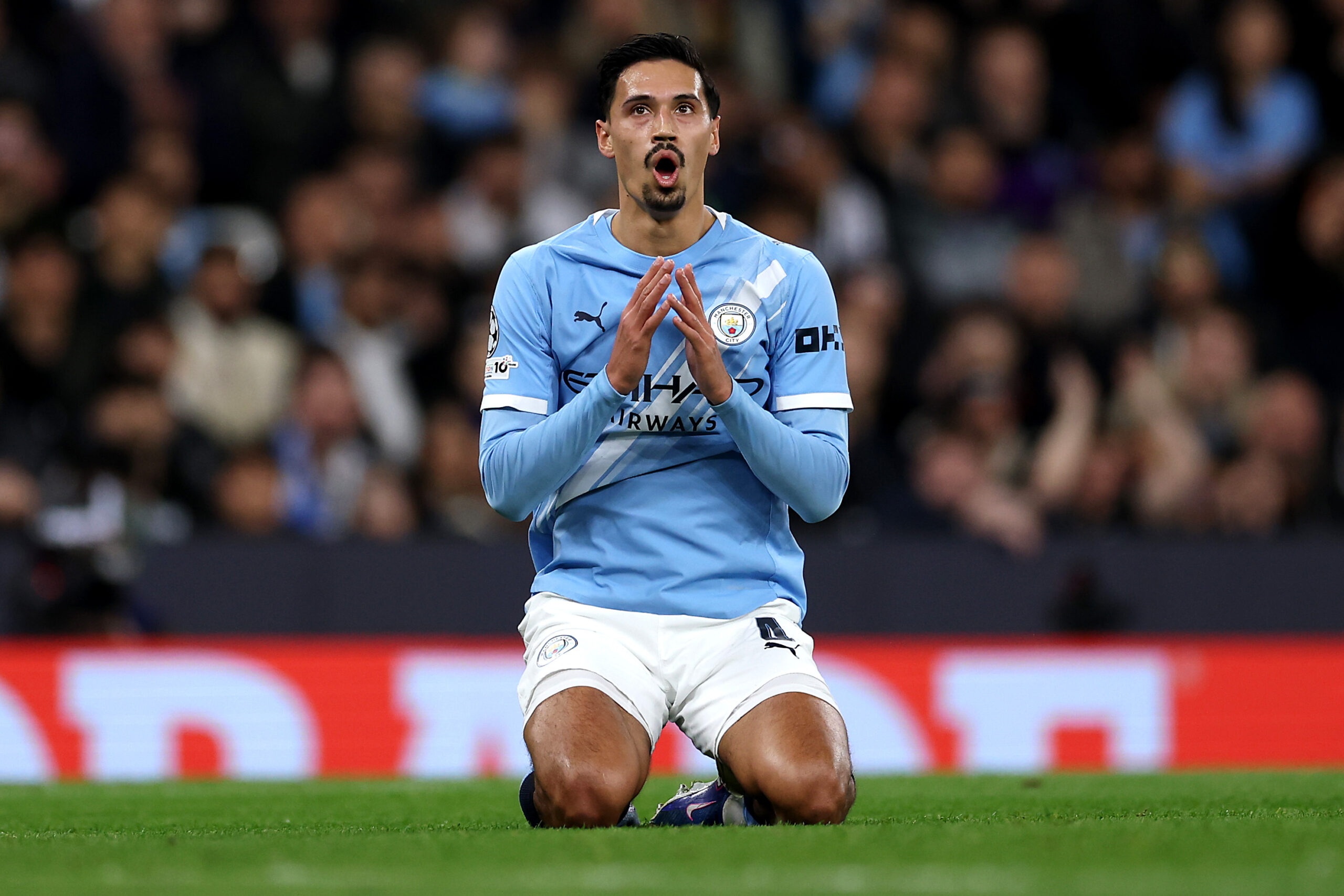 Tijjani Reijnders at the center of a Manchester City transfer domino effect
