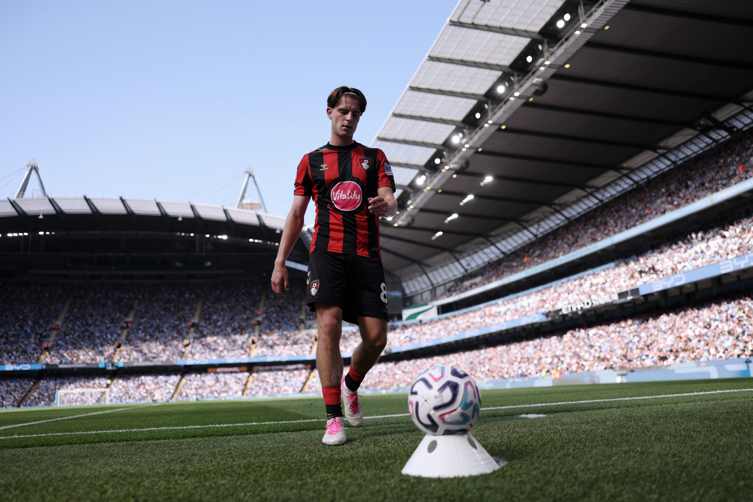 Bournemouth Set $106M Price Tag on Alex Scott: Liverpool & Chelsea in active pursuit