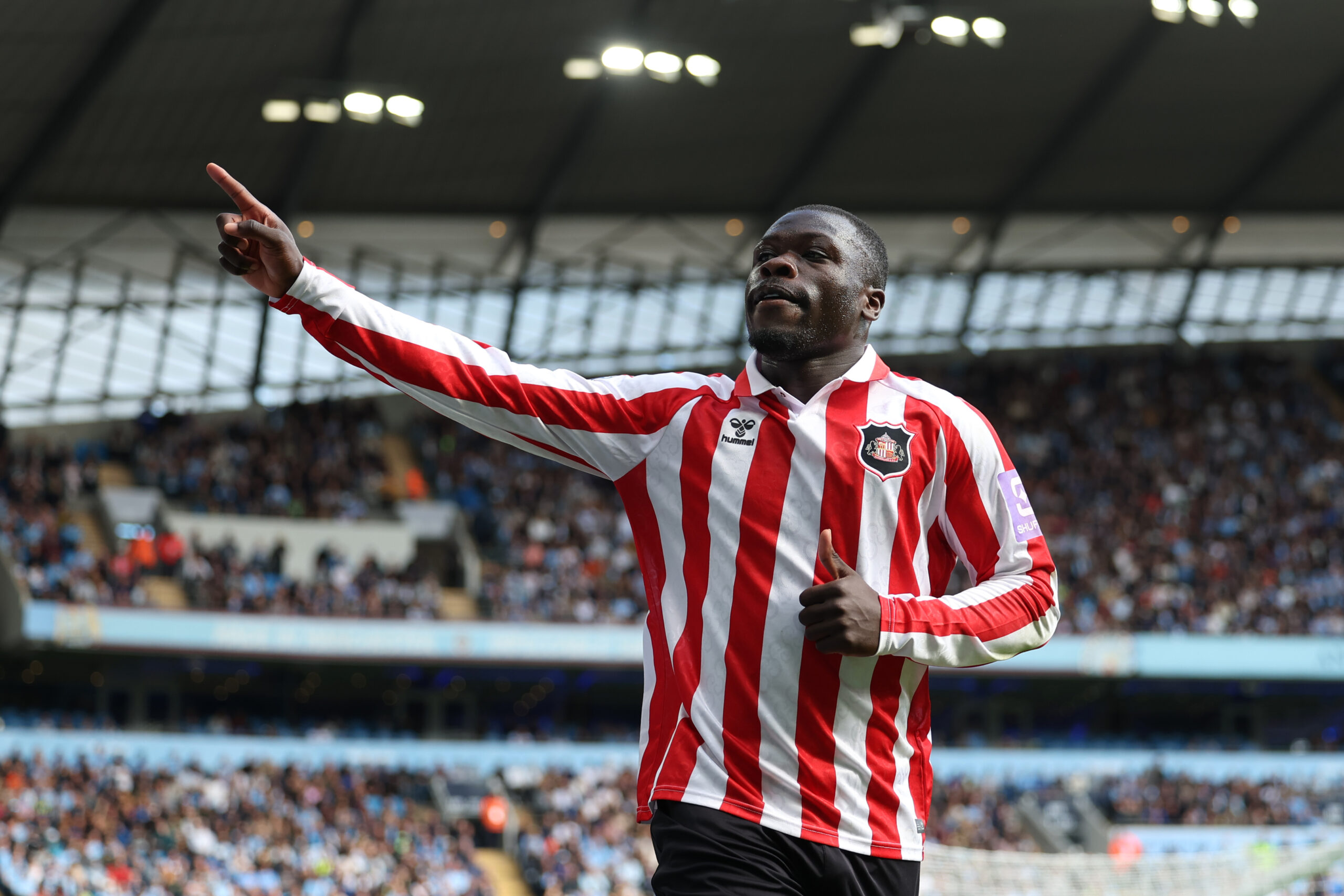 Elite Clubs Lock Radar on Sunderland Striker Brian Brobbey