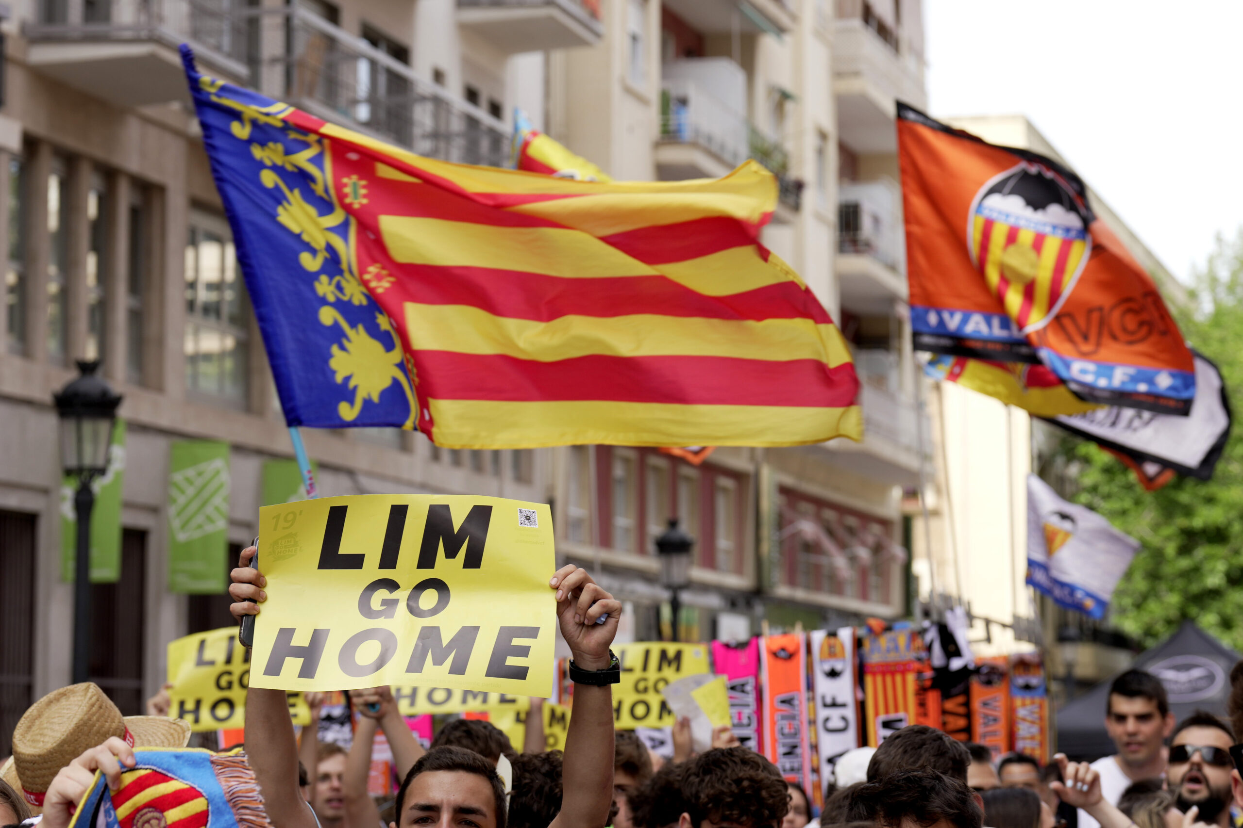 Behind the Long, Sad Decline of Valencia Football Club