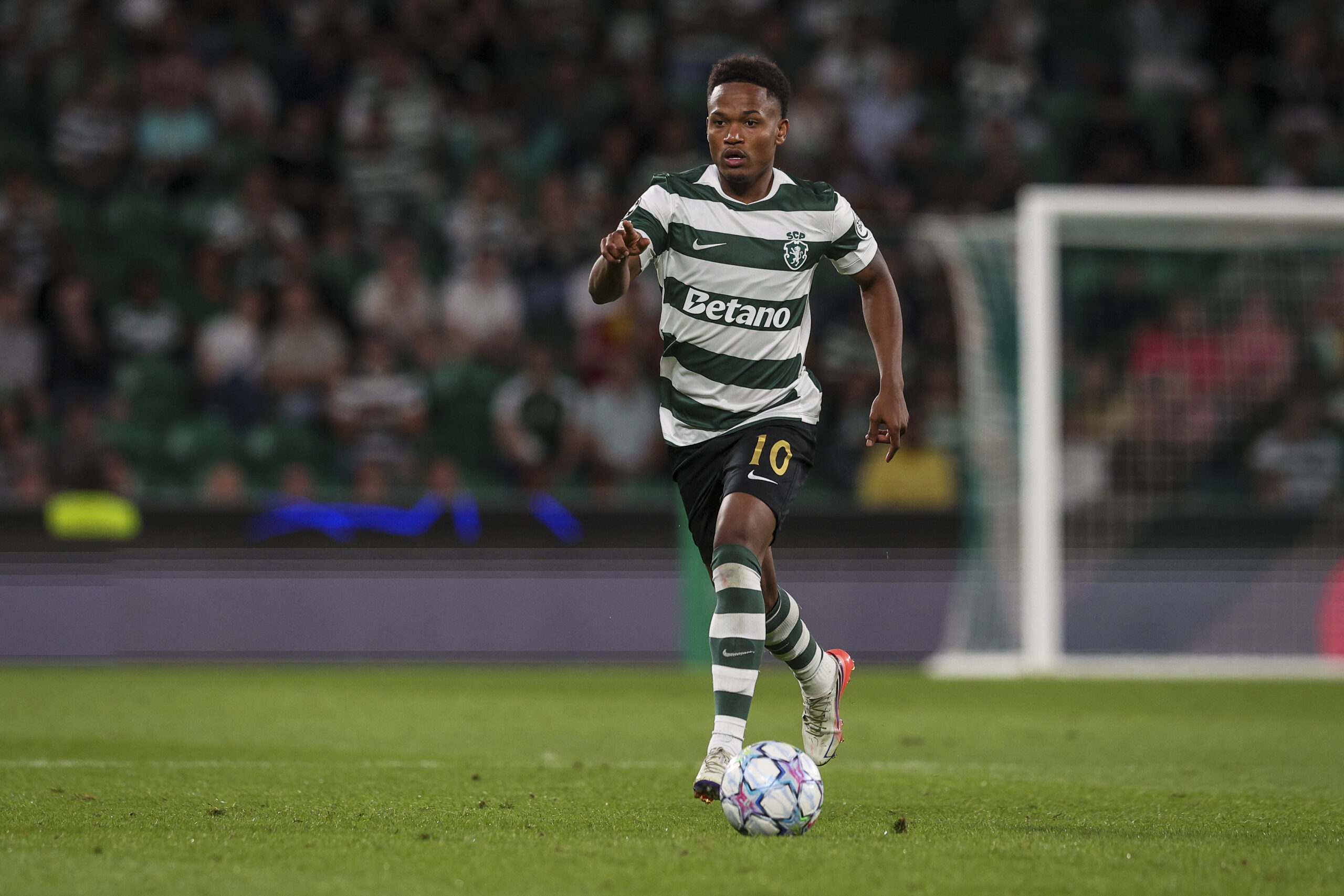 Geny Catamo transfer rumors as Sunderland prepares bid